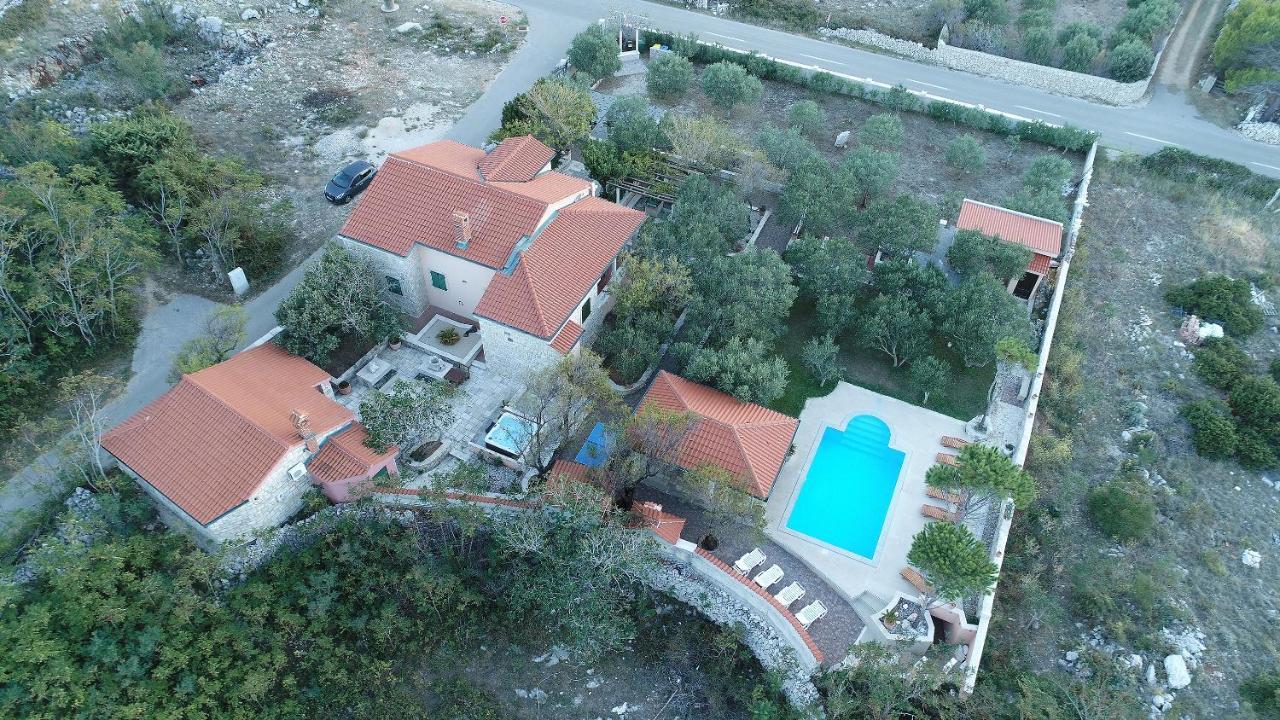 Villa Dabo Novalja Bagian luar foto