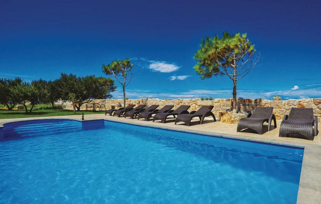 Villa Dabo Novalja Bagian luar foto