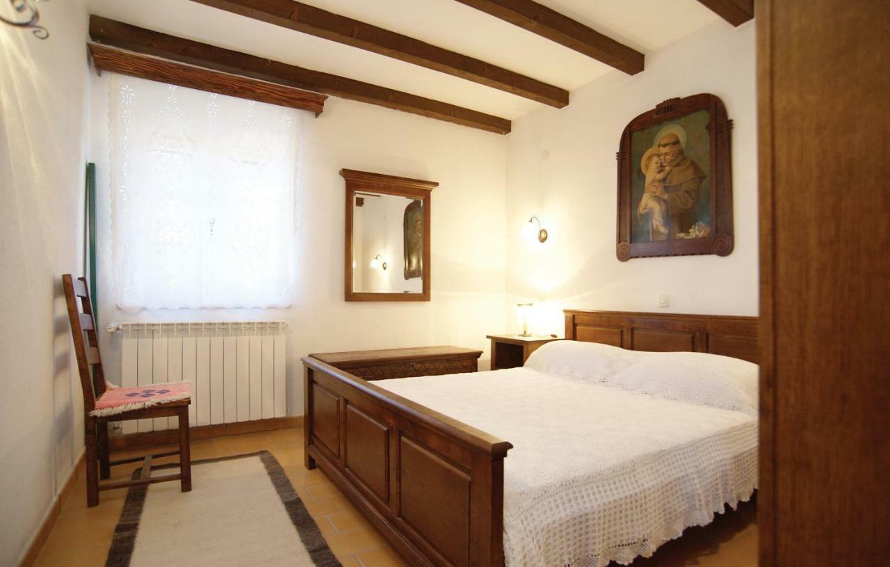 Villa Dabo Novalja Bagian luar foto