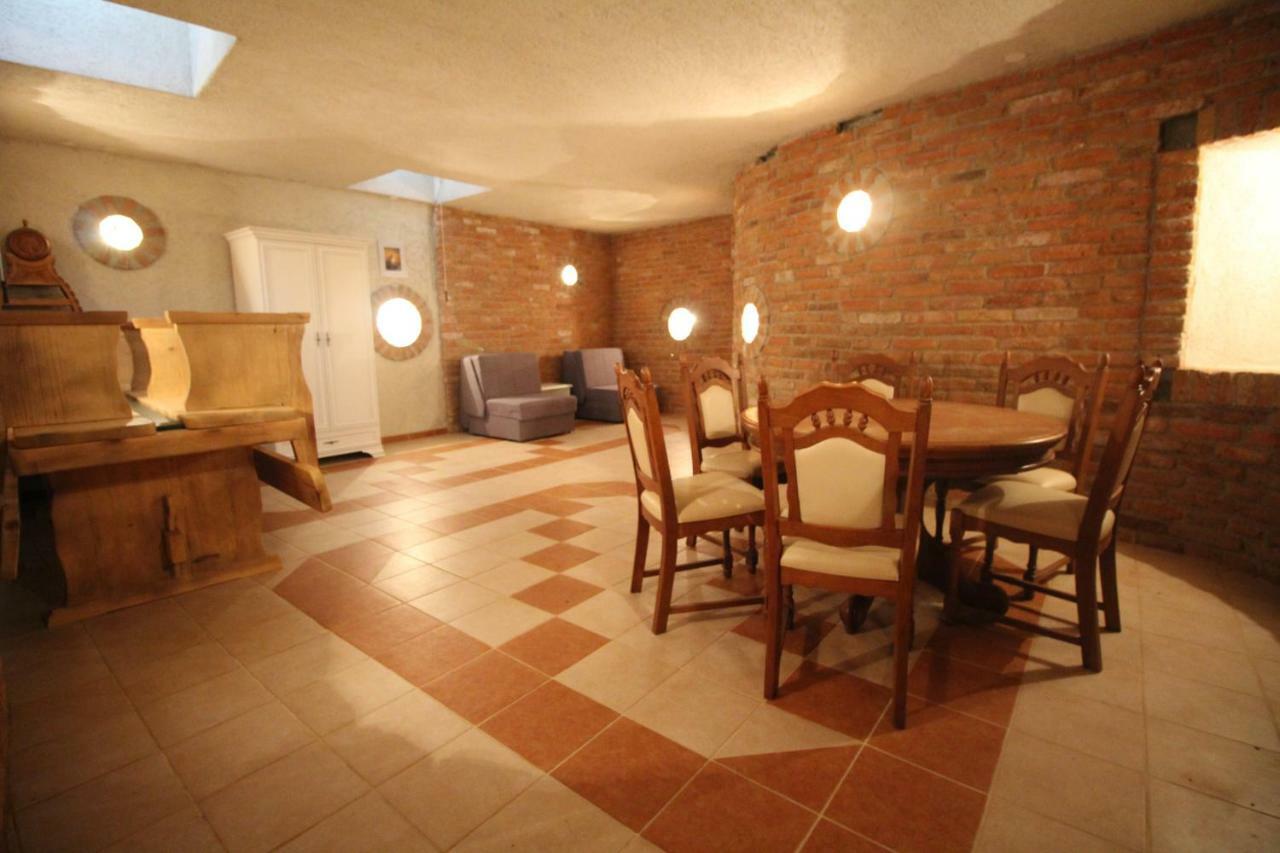 Villa Dabo Novalja Bagian luar foto